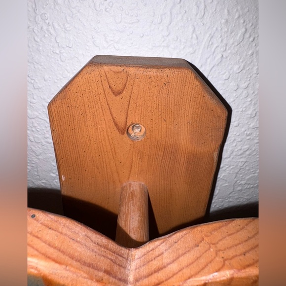 Vintage Wood, blue heart quilt hook/rack - Picture 3 of 5